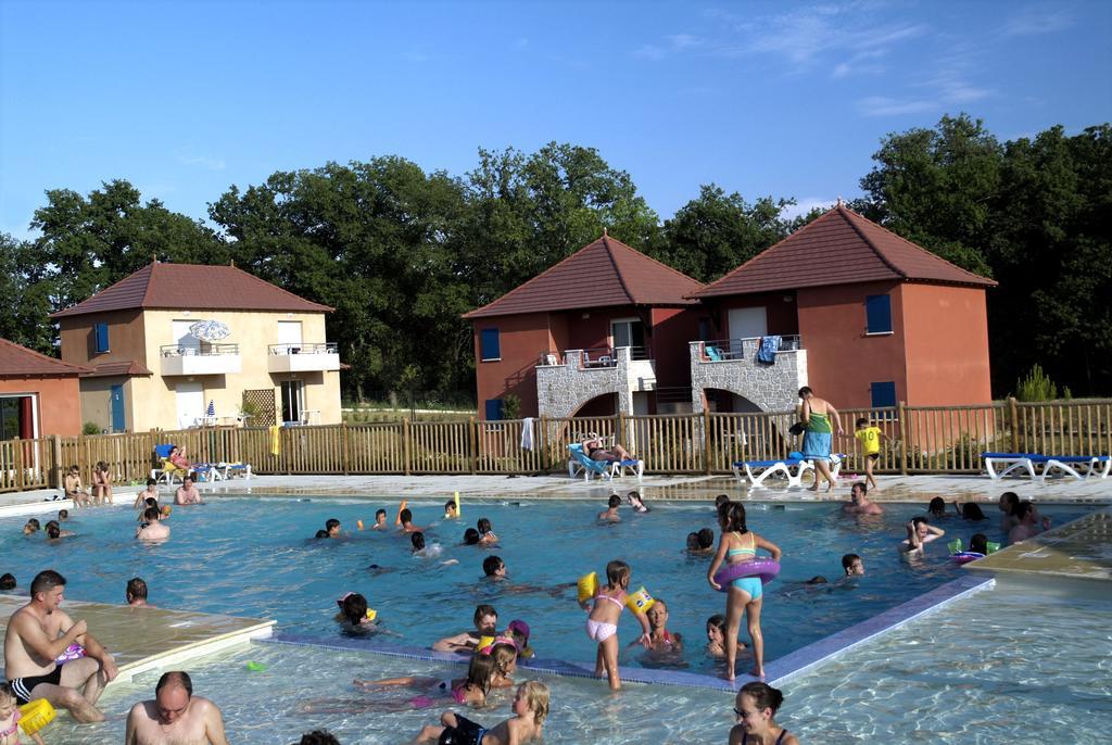 ホテル Terres De France - Domaine De Claire Rive Prayssac エクステリア 写真