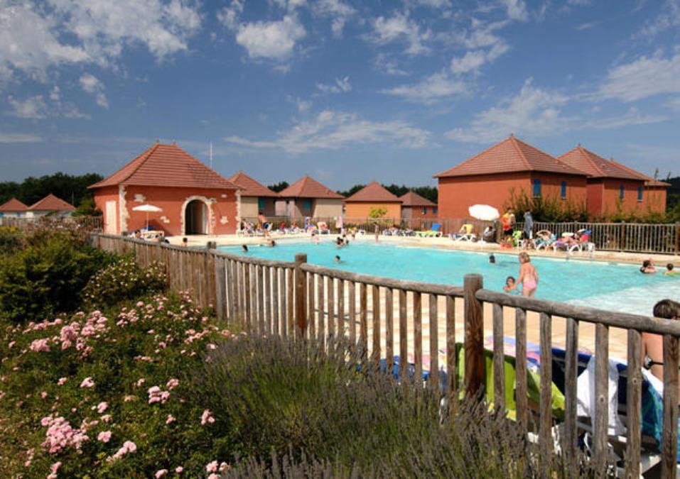 ホテル Terres De France - Domaine De Claire Rive Prayssac エクステリア 写真